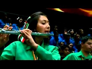 Esperanza Azteca - Huapango de Pablo Moncayo (Concierto Bicentenario 9/9)