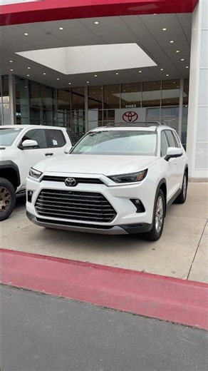 2026 Toyota Grand Highlander LIMITED in White — Exterior Walkaround 🤍 | Mr. Toyutah