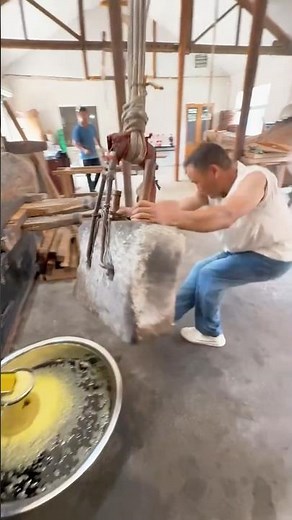 The ancient process of vegetable oil extraction 🤯