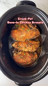 Slow Cooker Bone-In Chicken Breasts ✨For the full recipe, Google ‘fitslowcookerqueen bone-in chicken breasts‘ or Comment RECIPE & I’ll DM you a direct link! ♦️Only 4 ingredients: bone-in chicken chicken broth seasonings butter ⏺️ I use my homemade seasoning (see below)but any seasoning will do. ⏺️ The blog post includes #instantpot instructions. ⏺️ Use ghee in place of the butter to make this #paleo and #whole30 compatible. My homemade seasoning: 1 tablespoon dried oregano 2 teaspoons smoked pap