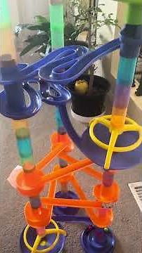 8 Marbles In The Marble Run