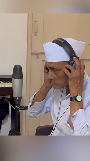 58K views · 9K reactions | राधे चल माझ्या गावाला जाऊ ❤️ #गवळण #radhakrishn #gavlan | शिव भारती | Facebook