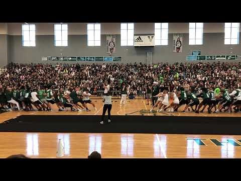 VHS 2019-2020 tug of war rope breaks.