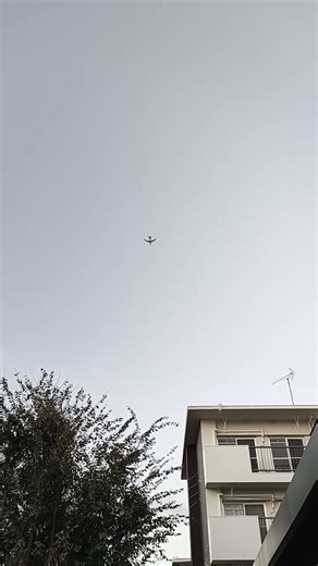 座間駅を通過するE-767早期警戒管制航空機？(2025年11月)