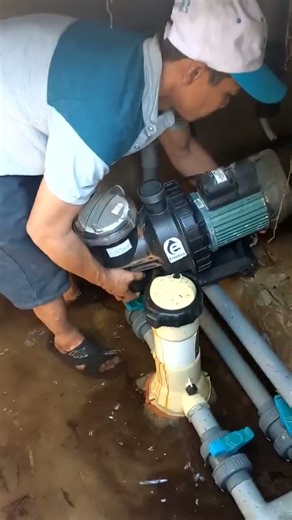 Dedicated Worker Underground – Maintenance in the Pump Room#shorts