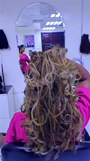 Trendy Hair Colors to Try This Season