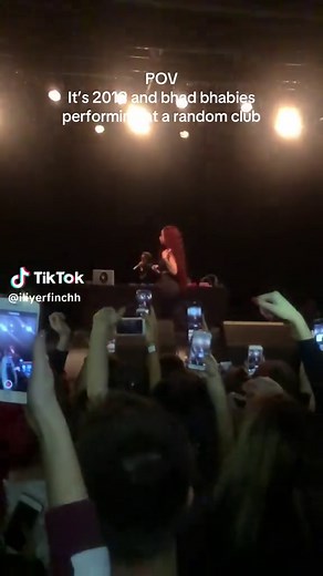 Bhad Bhabie’s 2019 Performance of Gucci Flip Flops