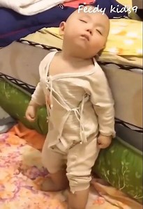 326K views · 623 reactions | 1001 baby's sleeping postures 藍...