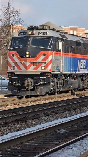 Cold Day for Railfanning #metra #trains #chicago