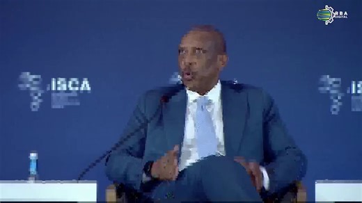 James a pour devoir de repeindre l’image de la MONUSCO.Pourtant, la réalité est têtue. Depuis des années, cette mission opère aux côtés de la coalition FARDC-FDLR, avec pour résultat tragique le renforcement des génocidaires des FDLR, aujourd’hui lourdement armés au lieu d’être neutralisés.Dans le même temps, la MONUSCO a englouti plus d’un milliard de dollars, sans impact tangible sur le terrain. Les Congolais (Tutsis) ne sont toujours pas protégés. Ils continuent d’être exposés aux persécution