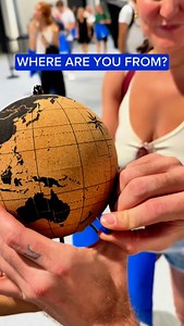 FINAL DAY AT THE MARATHON EXPO! 🌍 Incredible to meet runners from every corner of the world — drop where you’re from! 🏃✨👇 | BERLIN-MARATHON