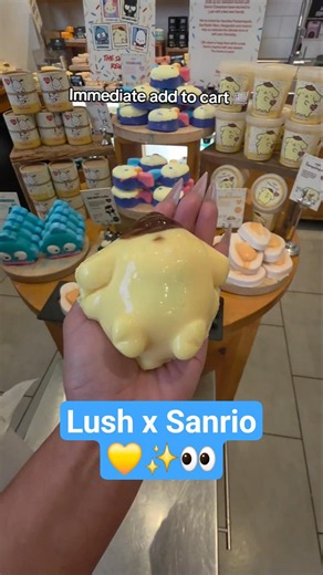 Sanrio Girlies RUN to Lush! ✨️ #sanrio #sanriogirl #lush