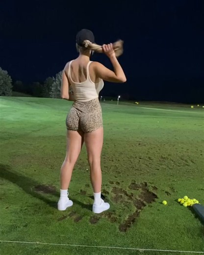 Paige Spiranac (full name: Paige Renee Spiranac) is an American former professional golfer, model, golf instructor, content creator, entrepreneur, and social media personality.>BASIC BIO-DATA:•Born: March 26, 1993 (age 33 as of 2026)•Birthplace: Wheat Ridge, Colorado, USA•Height: 5'6" to 5'7" (167–170 cm)•Nationality: American•Zodiac Sign: Aries•Residence: Lives in Scottsdale, Arizona>FAMILY BACKGROUND:She comes from an athletic family:•Father: Dan Spiranac (former football player, part of the 1