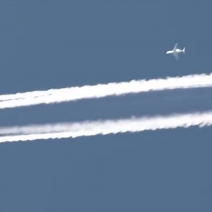 A 747 gracefully overtook a Gulfstream IV in the endless sky. ✈️✨  by @Flight World #ClickAviationNetwork #Click #Aviation #aviation #privatejet #AerialShowdown #AviationElegance | Click Aviation Network | Facebook