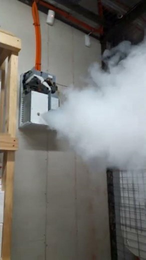 Instalación de generador de niebla smokecloak