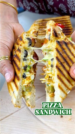 Easy n quick Pizza sandwich ❤️ #food #recipe #pizza #streetfood #sandwich