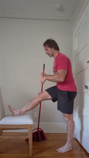 Standing hamstring- Yielding isometric at length