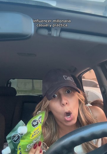 Con mis #SazonadoresSanJorge (de chimichurri y cebolla lista) @Levapan mi vida es mucho más práctica y sin lágrimas por cortar cebolla 🥰 ¿Ya las probaste? #ElToqueQueNosUne #humor #parodia #reir #solohumor #solorisa #parodias #influensher #estoeshumor #publicidad #reir #soloparodias #influenshers #influensher