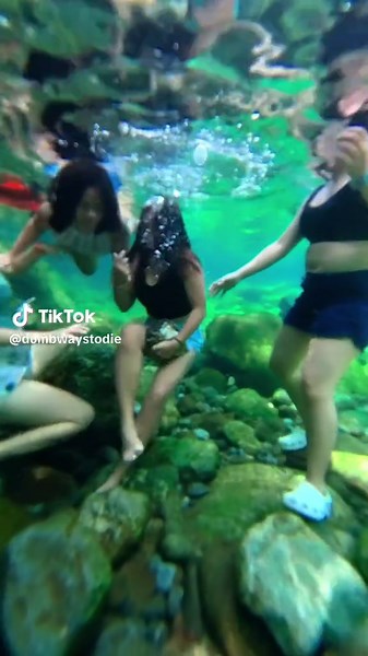 tried to scream but I was under water 😩 @Mari #fail #underwater | Underwater Videos