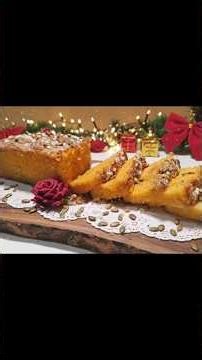 Easy Pumpkin Loaf Cake with Streusel Topping | A Cozy Christmas Treat!