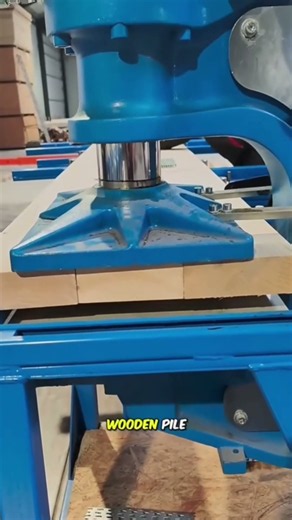 This Woodworking Tool Makes Construction SO Easy! 🏗️😲🌐🗽 #tool #usatrending #shortsfeed #trendingnow
