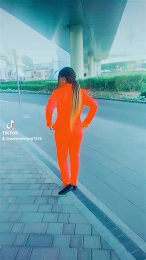 فيديوهات أنشأها QueenOliviaUg1526 (@queenoliviaug1526) باستخدام Sitya Danger - Alien Skin Official