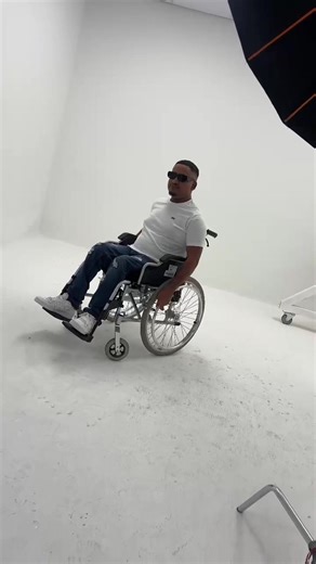 💙 Celebrate Disability Rights Awareness Month in true style! 💙 Pull up to Find Your Ability Within Your Disability with your denim on denim drip 👖✨ Let’s vibe, uplift, and turn the night into a movement! 🎶🔥 📍 Mia Casa, Kuilsriver 🗓 29 November 2025 | 8PM 🎧 Rollstoel x Chad Chitter x Ralton x Jermaine SA x Adee x Levels 💥 Let’s roll for a cause! 🎟️ https://qkt.io/KfIFk0 | Support Disability Rights Month | DJ Rollstoel