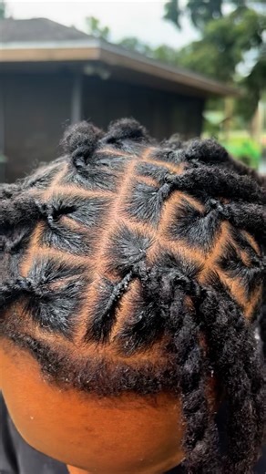 Amanda Bennett on Reels