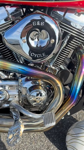 motoya ishikawa | チタンのマフラーってマジで軽いのね！持ってびっくり Python→unknown industry→trumpイマココ 納車1ヶ月で、マフラーの旅 とりあえず初のチタンの焼け色と 程良い重低音で、この子に落ち着いておこう！ かな........🤣💦 ⚡︎fuckstock⚡︎... | Instagram