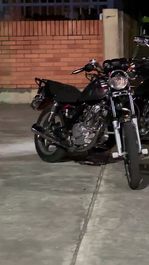 Mero freseoooo #gn #fyp #suzukign125 #cucuta #gncucuta #suzuki #yamaha #xtz125