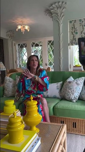 Take a peek inside Grey Gardens! 🌷 The East Hampton estate was reimagined by entrepreneur Liz Lange.