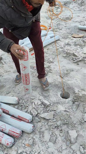 6 meter ka hol me explosive charging karte hue #explosive #working #virl #post #video 🥷🥷🥷🥷💥💥💥💥💥🤺🤺🤺🤺🤺🦹🦹🦹🦹 | Badal Kumar