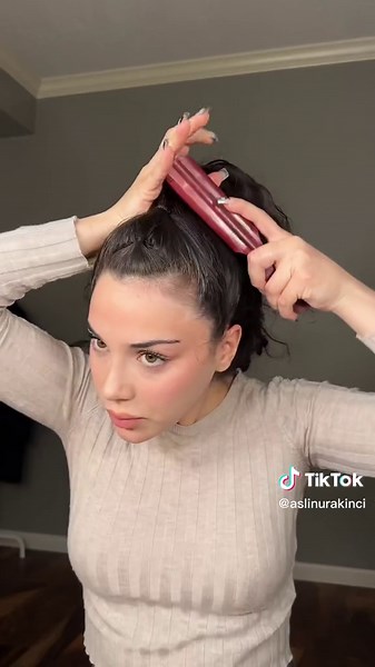 Gorgeous Half Up Half Down Hairstyle Tutorial
