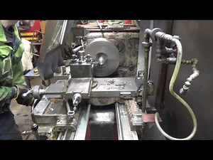 1k62 lathe making chips