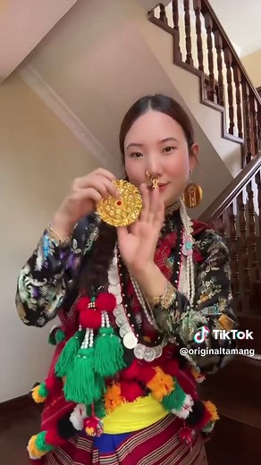 How to Wear the Original Tamang Dress Correctly