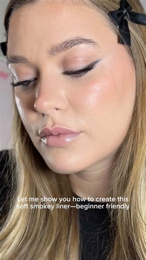 shelbie 🎀🍒🌊🫧 on Instagram: "Let me show you how to create this soft smokey liner—beginner friendly 🖤 Save for later 🖤 #makeuptutorial #eyelinertutorial #smokeyeye #smokeyliner #eyeshadowtutorial"