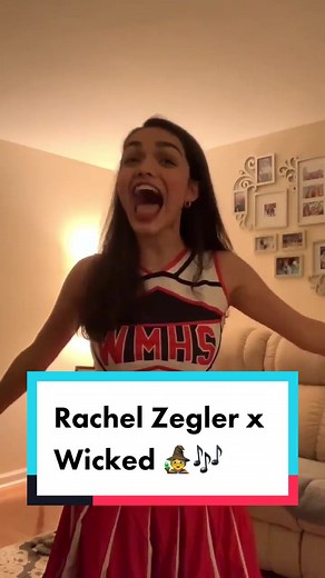 Rachel Zegler singing Wicked is something we didn’t know we needed 🤩🧙‍♀️ #rachelzegler #wicked #wickedthemusical #elphaba #glinda #fyp #foryoupage #santanalopez #glee