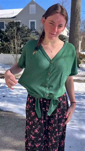 This Top Makes Getting Dressed Easy - Perfect for Spring