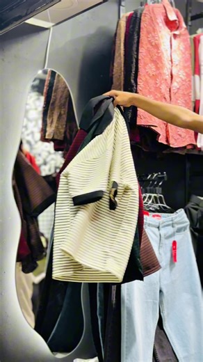 Step Old Money: Dance Trends from Bangladesh