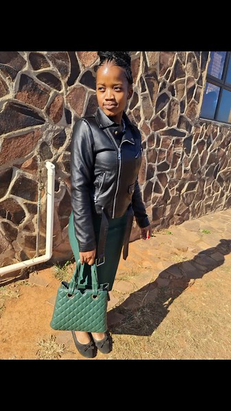 nolwazi ♡mahlinza (@nolwazi.mahlinza)’s videos with original sound - Deneo Jaceni