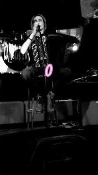 🌟⚠️Justine Jérémie⚠️♥️💋‪@justinejeremie‬🌷#chanson #accordeon #musique #amour #love #librairie