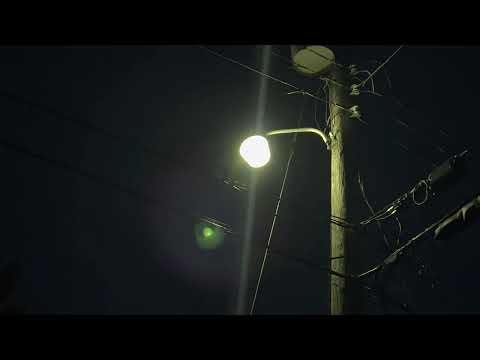 The Loud Buzzing 175 Watt Mercury Vapor Area Light