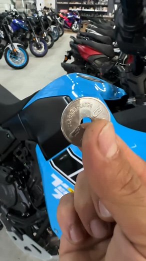 🎠 Când bagi fisa, începe aventura. Yamaha Tenere 700 Rally – pregătită pentru orice drum, chiar dacă șaua e mai sus decât te așteptai. Mai bagă o fisă, visul merită încercat. 🏍️ ☑ Garantie 3 ani ☑ Livrare rapida din stoc ☑ Service autorizat ☑ Posibilitate achizitie in RATE sau LEASING ❗ Departament vanzari - Contactează-ne ✌️ 📞 Telefon 𝟎𝟕𝟑𝟑𝟕𝟖𝟐𝟒𝟓𝟑 📧 Email office@estbike.ro 📍 Locatie Str. Medeea Nr. 1A 🕘 Program: 09:00-18:00 Luni-Vineri 🌐 https://estbike.ro #EstBike #EstBikeConsta