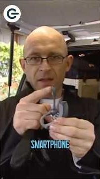Bluetooth Headsets: The Original Status Symbol! | The Gadget Show Podcast
