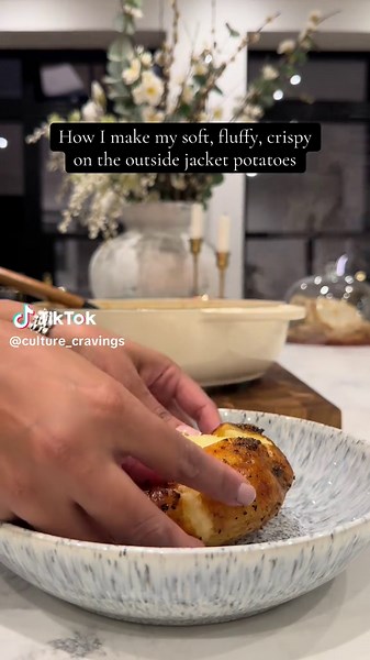 Boil for 12 mins, remove and place on foil, drizzle oil, salt & pepper, wrap and bake in the oven for about 1 hour at 220 degrees 👌 #spud #jacketpotato #bakedpotato #easyrecipe