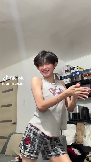 Reviving Old TikTok Dance Trends: Compilation of Hits