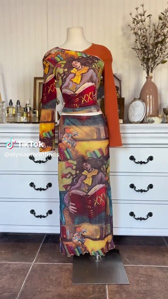 Added a few more pieces to the shop 😍✨ #euro #y2k #90s #secondhandfashion #vintage