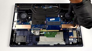 Inside HP Victus 16 (16-e0000) - disassembly and upgrade options
