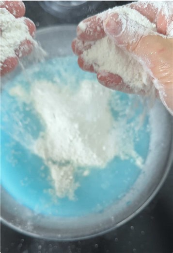 Water Crush Dusty Powder ASMR