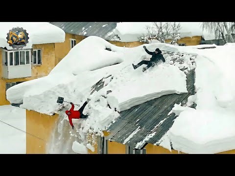 Idiot Snow Removal: Massive Roof Avalanche | Extreme Dangerous Plow Truck Fails #3